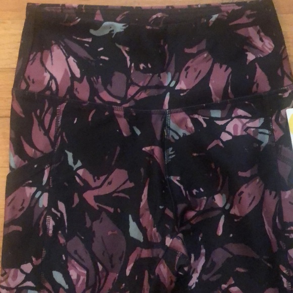 Marika Leggings - Picture 6 of 7